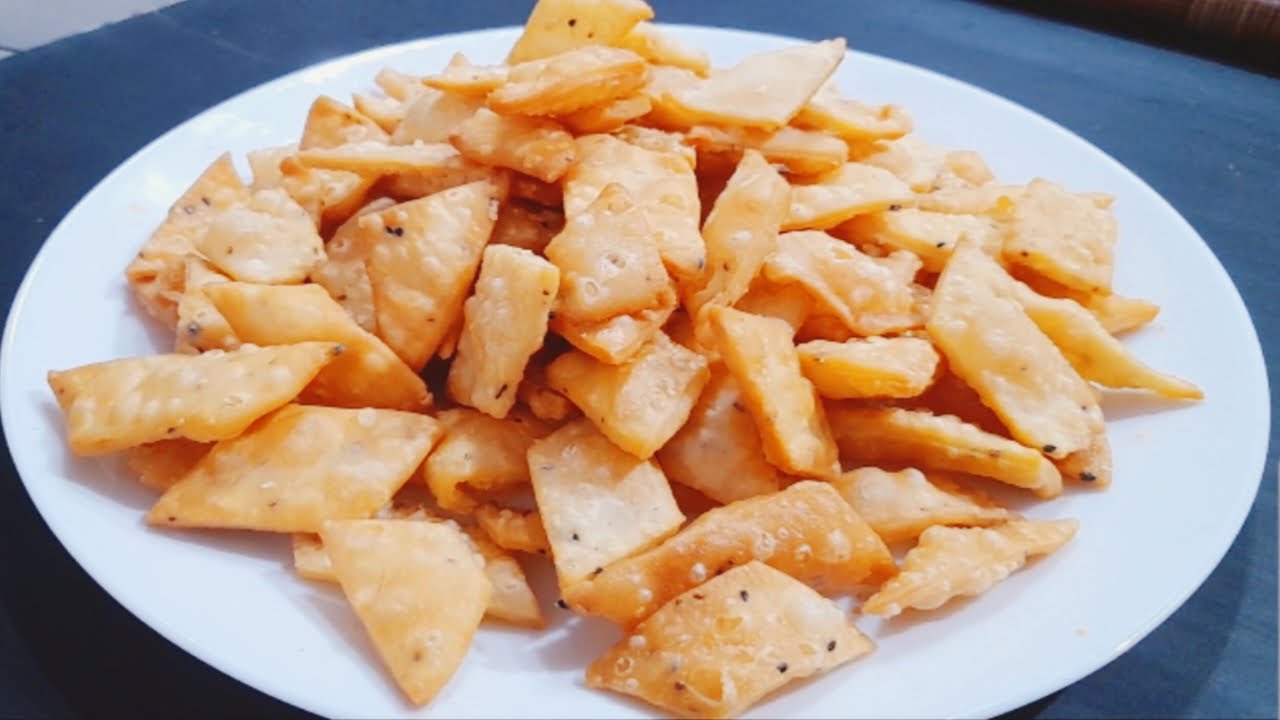 How to make namak pare in hindi | Crispy namak pare | Namak pare recipe | नमक पारे की रेसिपी