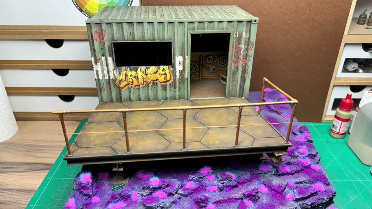 Master Box „At the Edge of the Universe“, Italeri „Chipping Container 20 Ft.“, Diorama, Scale 1/24