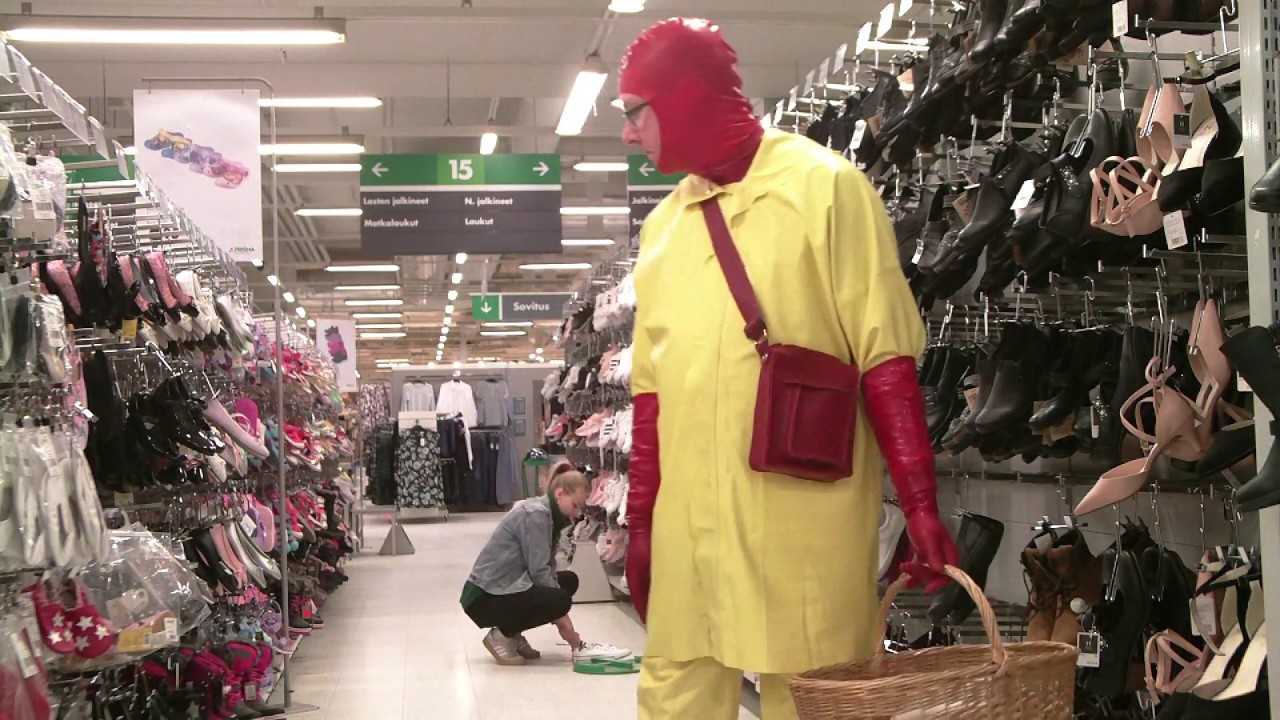 grocery shopping in yellow latex rainwear