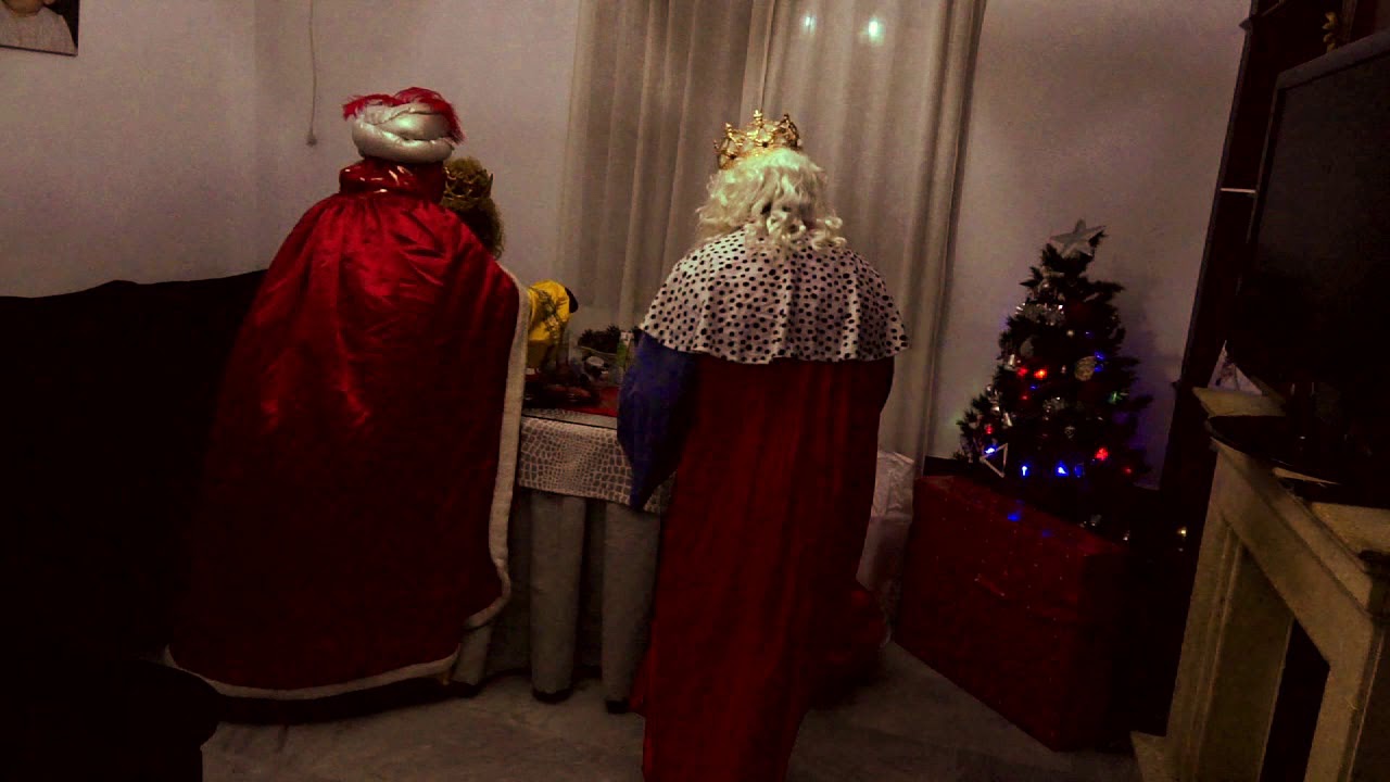 LOS REYES MAGOS traen regalos a Alejandra - Cazado en Video 🐫🐫🐫