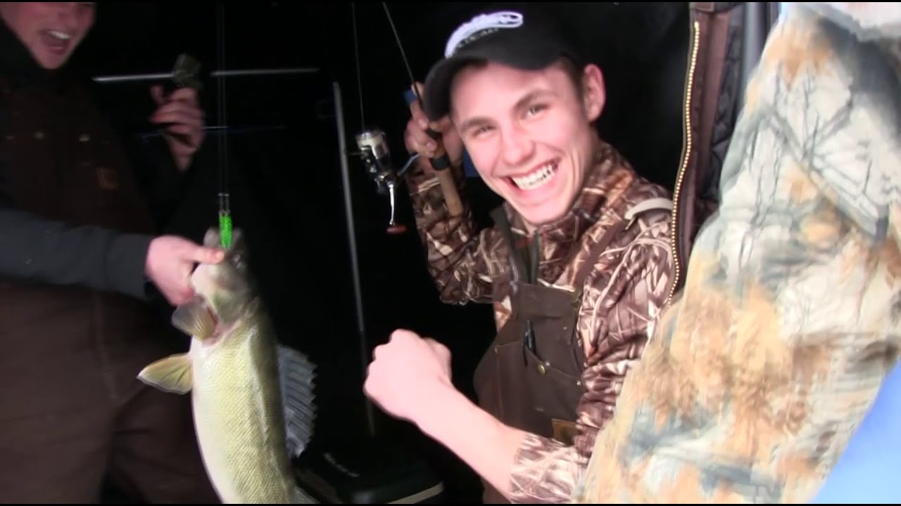 insane ice fishing!  lake erie walleyes
