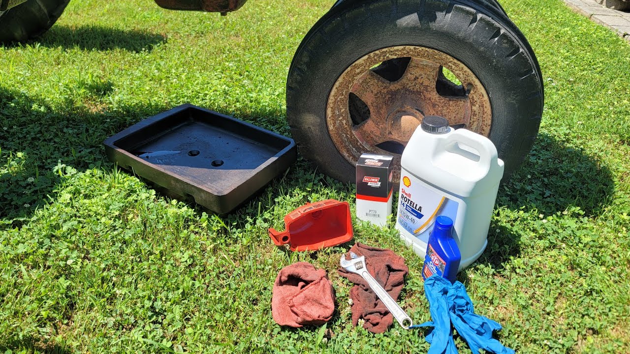 1943 Farmall H Oil Change