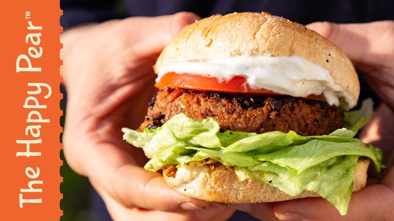 VEGAN QUARTER POUNDER | FEBURGERARY | THE HAPPY PEAR