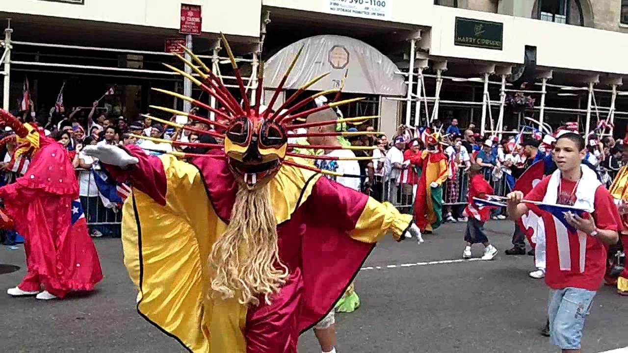 Puerto Rican Day Parade~NYC~2011~Loiza~NYCParadelife