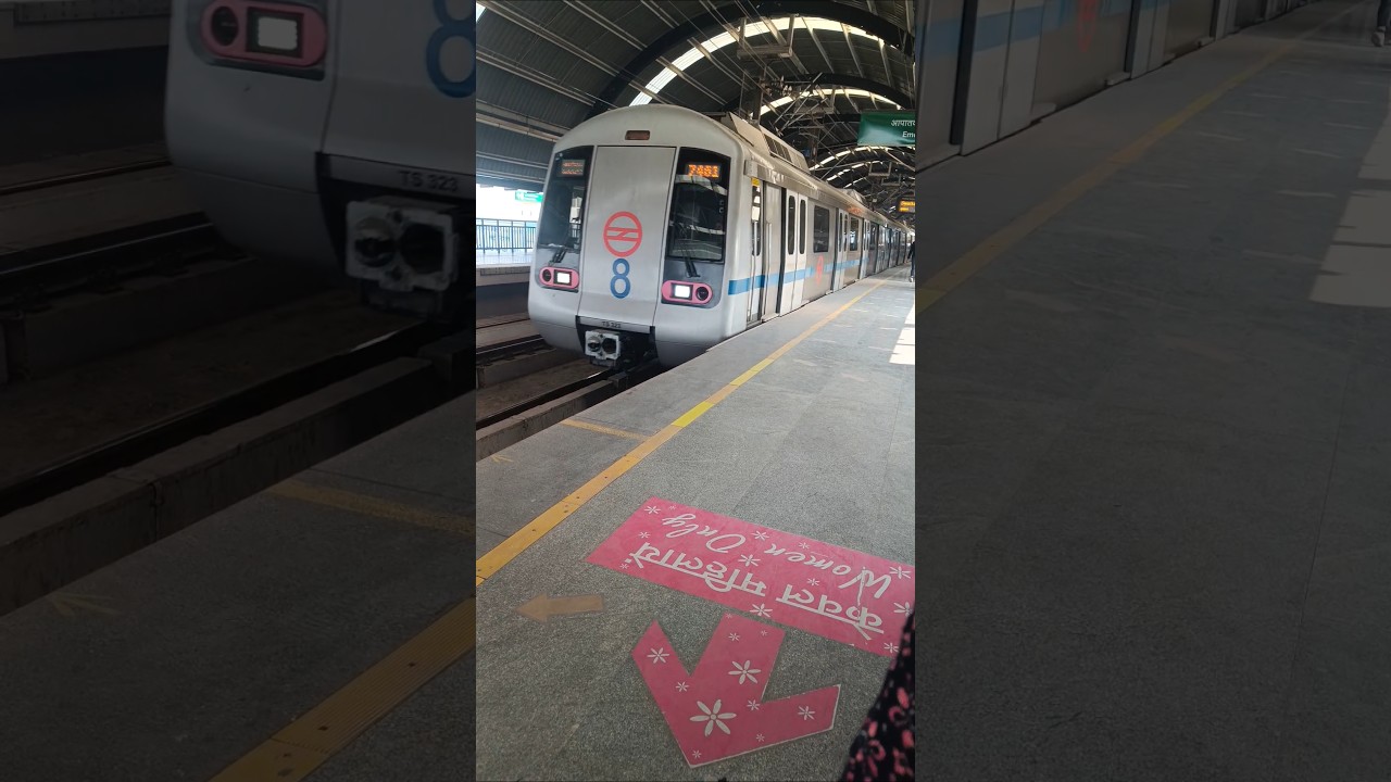 Anand vihar metro station 🚉 #anvt#metro