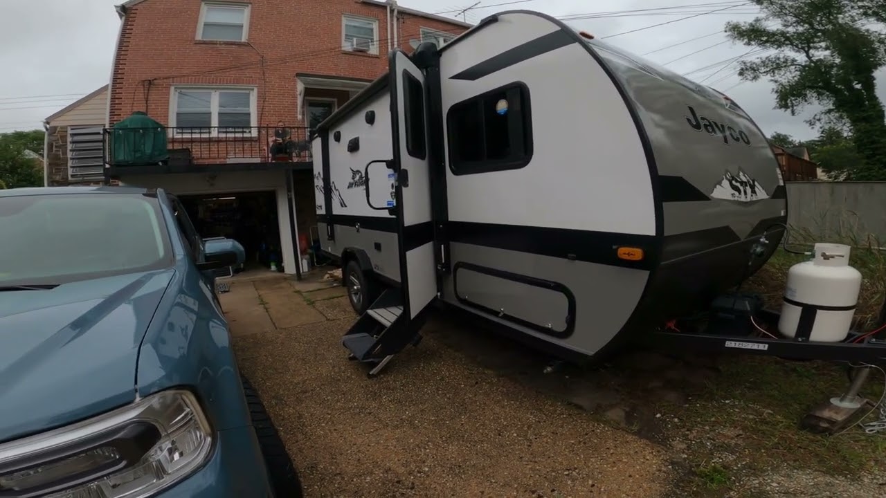 Почему мы перешли на Jayco Jayflight 174BH 2023 года с пакетами STX и Overlander!