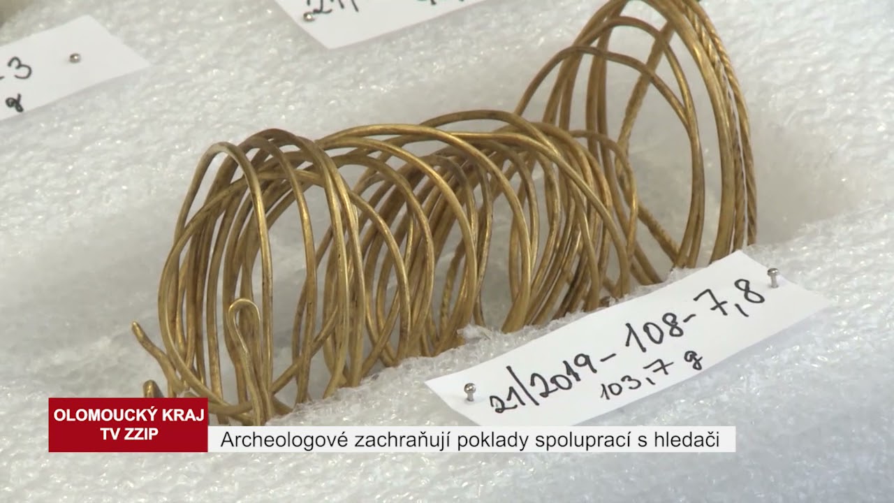 Archeologové zachraňují poklady spoluprací s hledači