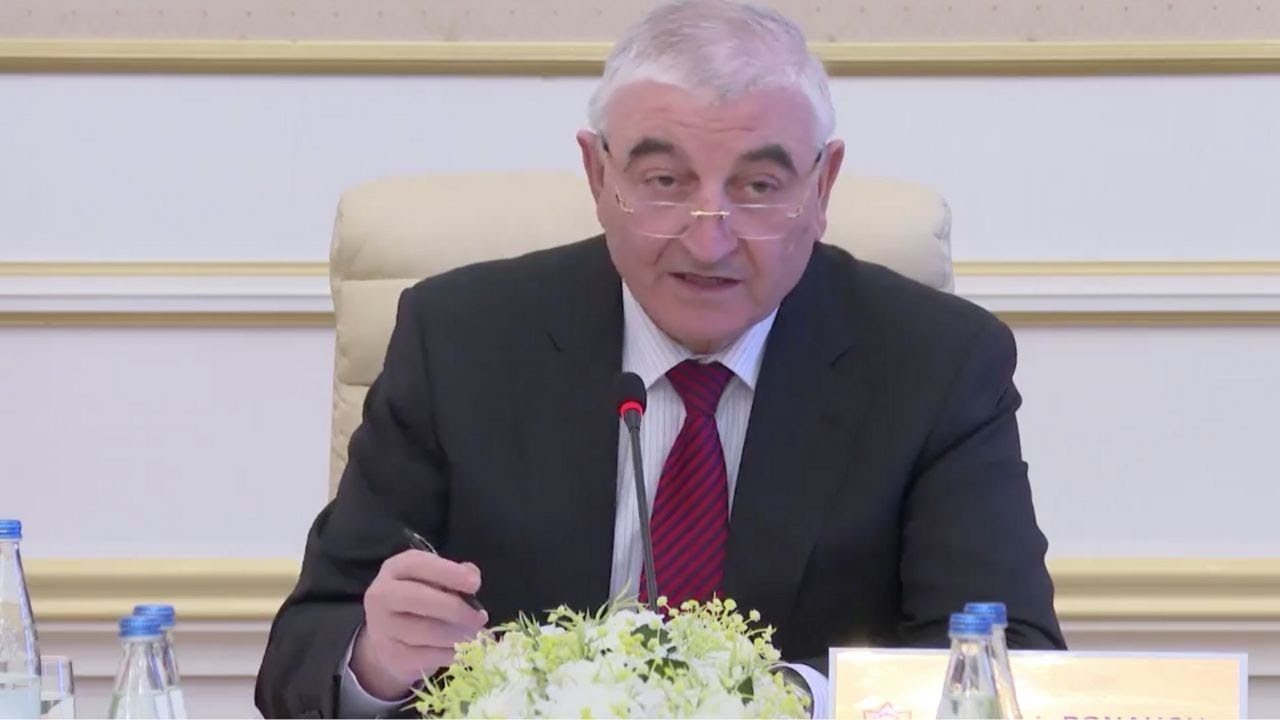 Məzahir Pənahov: Rəbiyyəyə, Mehman Hüseynova yalvarırıq...