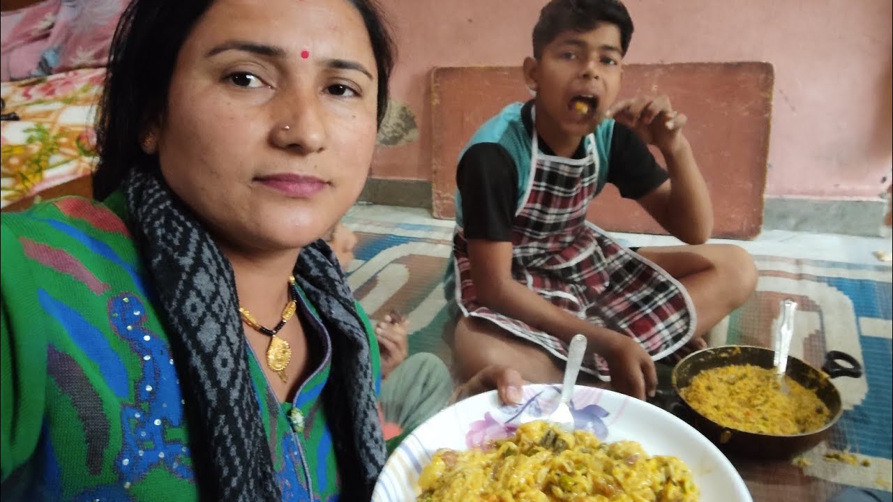 आज बेटे ने बनाइ मैगी अपने स्टाइल में खाने में स्वाद देखने में अजीबो गरीबो😂🤣#daily blog#daily routine