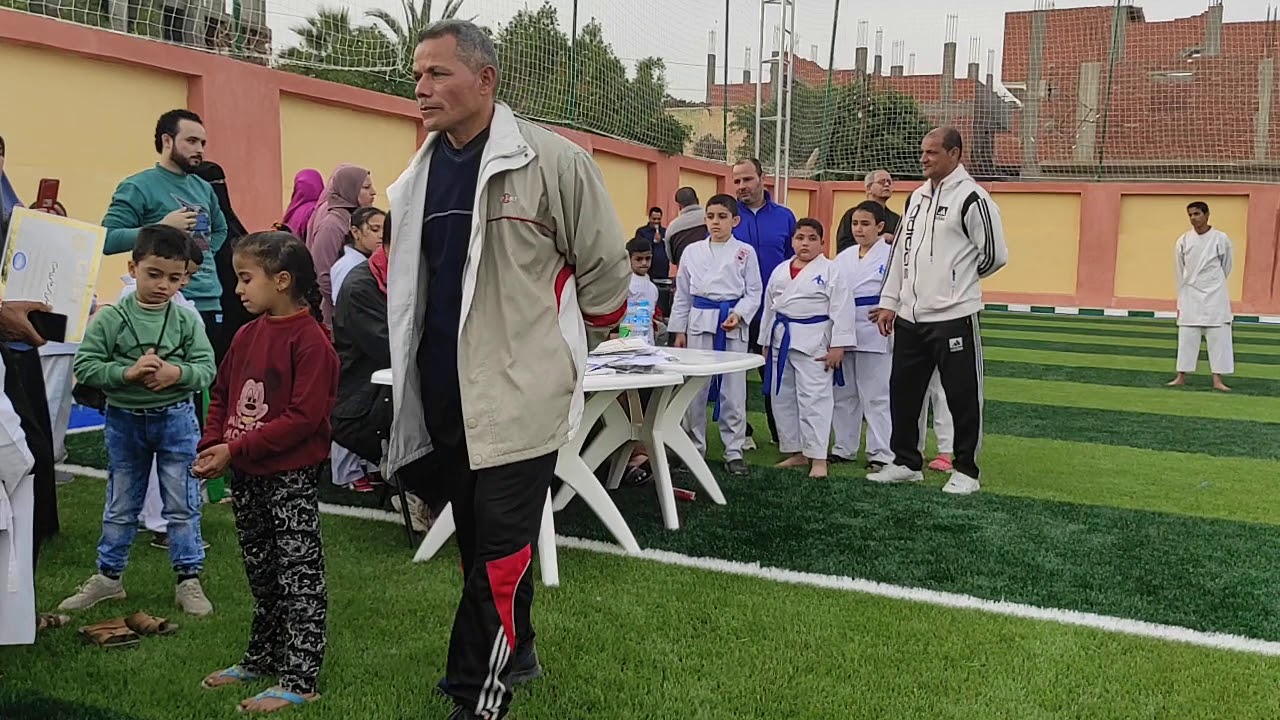 الحزام الأزرق 3 في اختبار لاعبي ولاعبات أكاديمية كاراتية مركز شباب صراوة السبت2020/12/12 بملعب صراوة