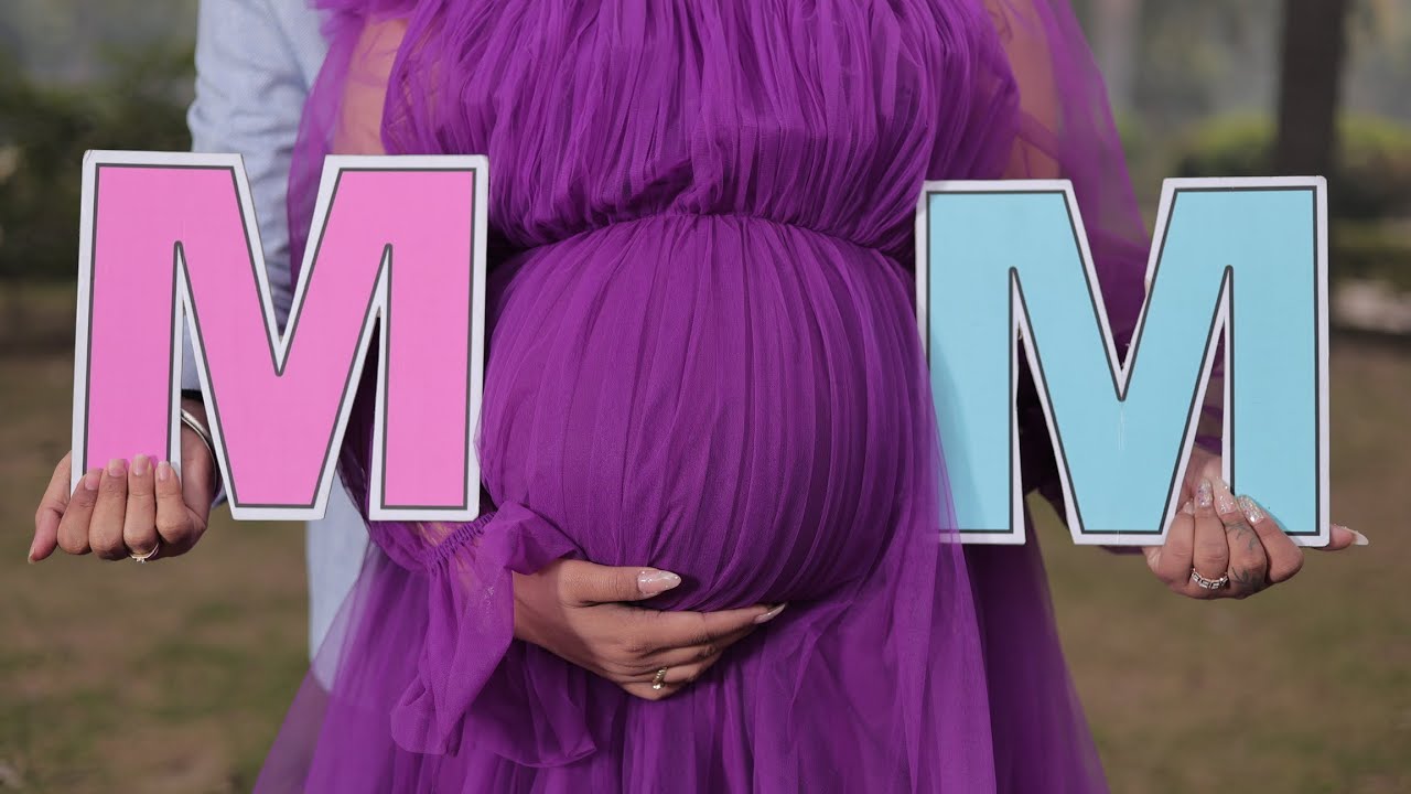 Enjoying every kick #maternityvideo #babyonboard  #mommytobe #pregnancyjourney @thestudioclicks