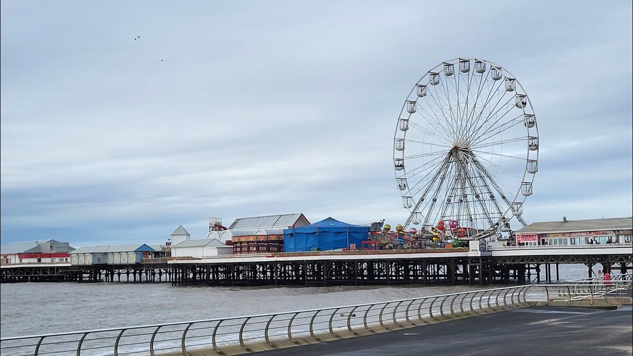 Massive 9.5 Metre High Tide In Blackpool