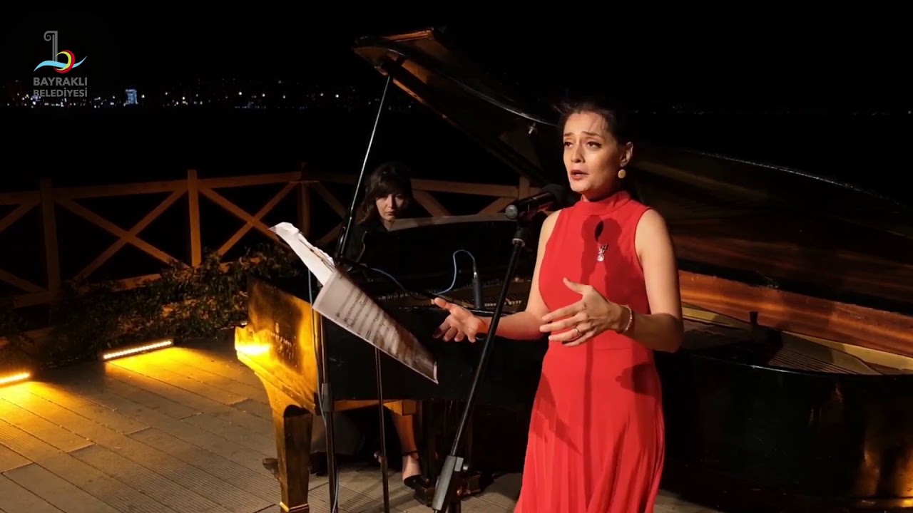 Soprano Ayşe Şener Özmen  Piyano: Yıldız Çiçek Sivri