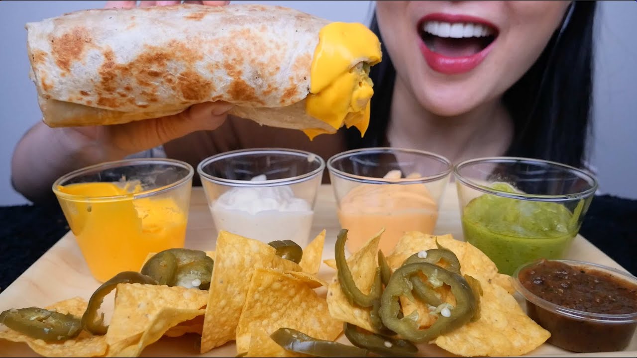 *MESSY GIANT BURRITO (ASMR EATING SOUNDS) LIGHT WHISPERS | SAS-ASMR