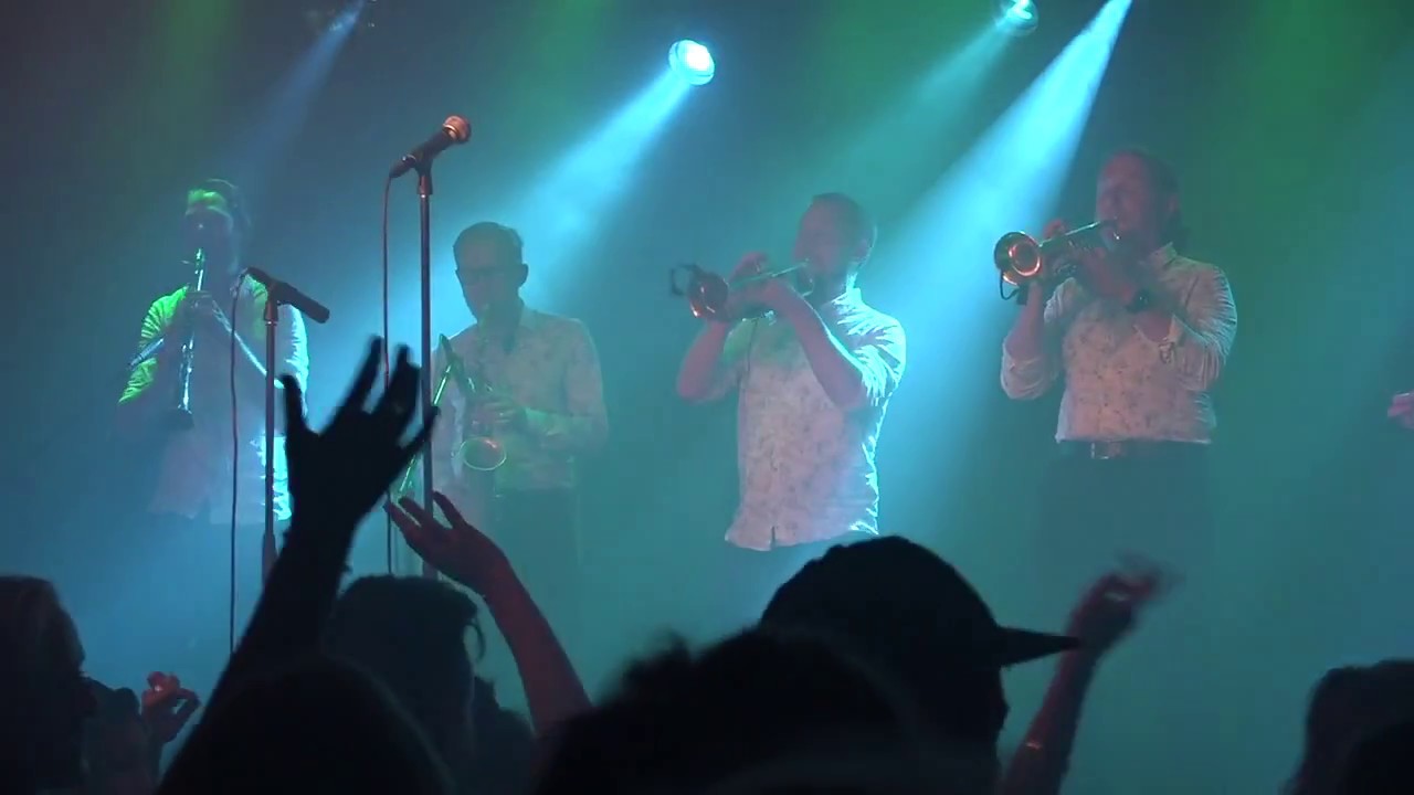 S&uuml;perstar Orkestar - Balkanized live @ Debaser 2017