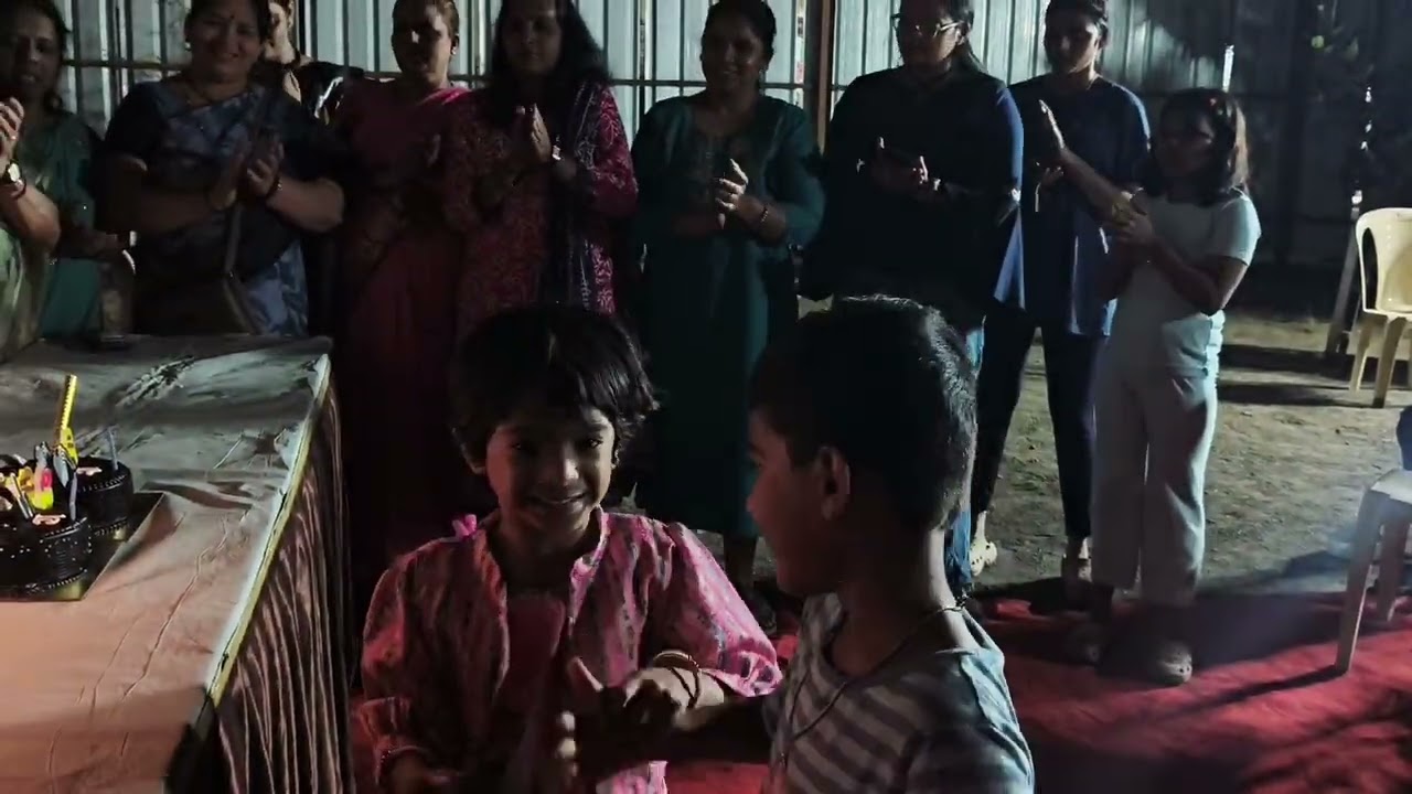 स्त्रीचा सन्मान म्हणजे समाजाचा सन्मान. जागतिक महिला दिनाच्या हार्दिक शुभेच्छा!