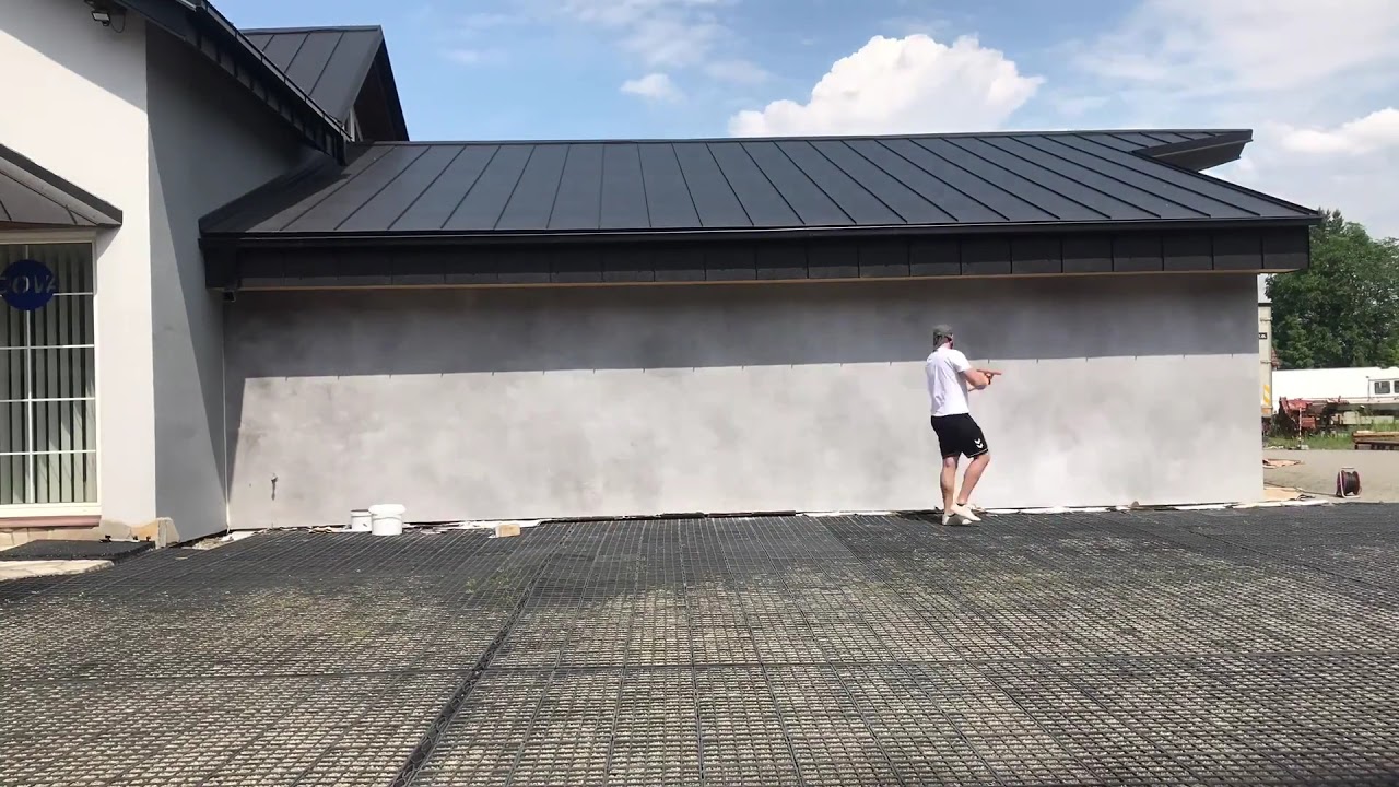 Betonov&aacute; stěrka na fas&aacute;du, aplikace barevn&eacute; lazury | Bet&oacute;nov&aacute; stierka na fas&aacute;du, aplik&aacute;cie laz&uacute;ry