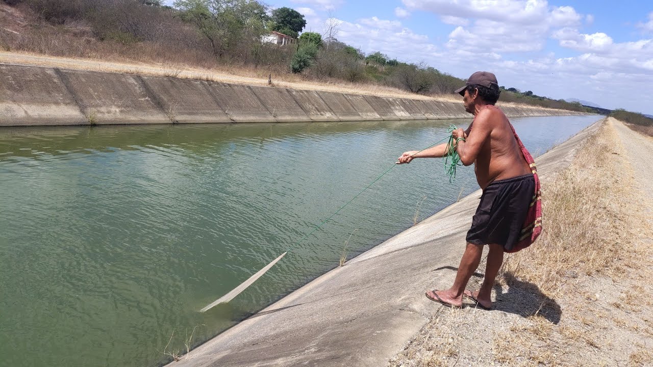 muita água salvando vidas o sertão nordestino virou um mar de água 
