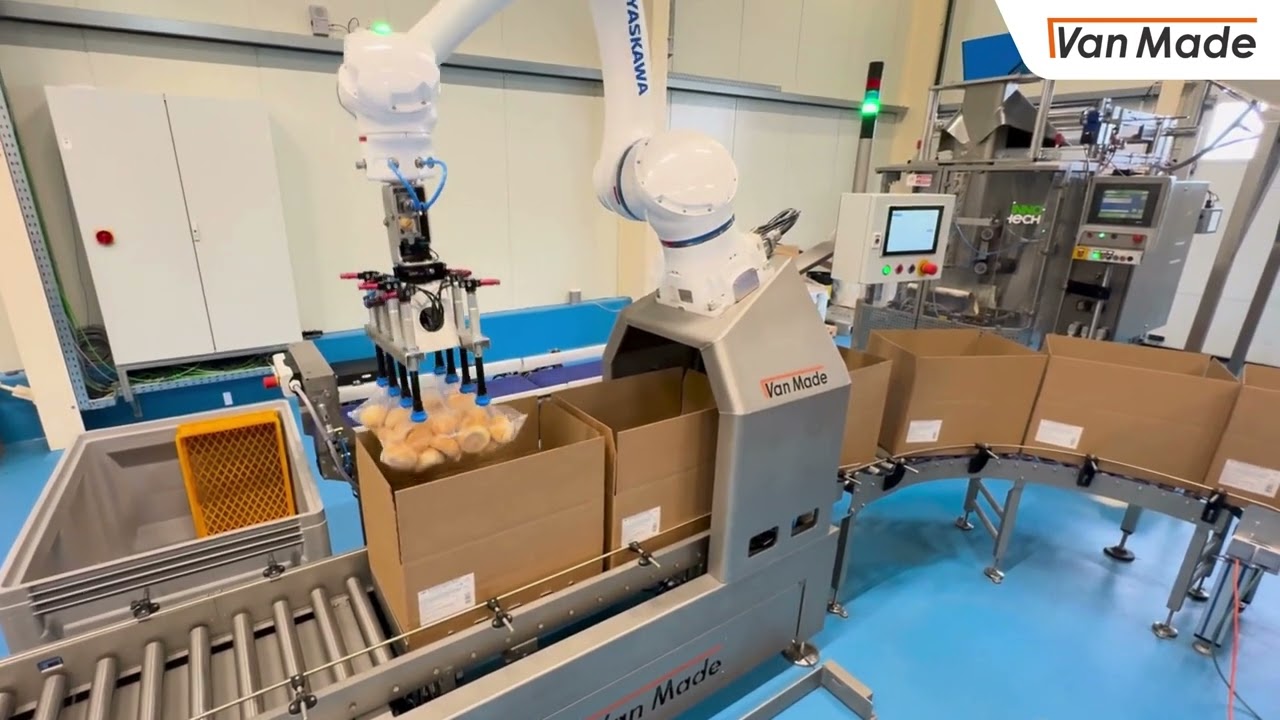 Yaskawa Flexible Cobot Case Packing on high speed - Custom Build Case packer by Van Made