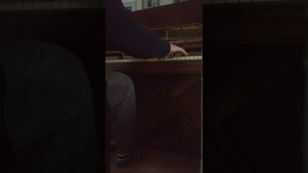 Pianino Wm. Knabe (1943) przed i po strojeniu