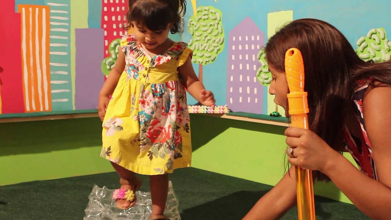 Lollie Tot - Amelia - Home Obstacle Course (Episode 18)
