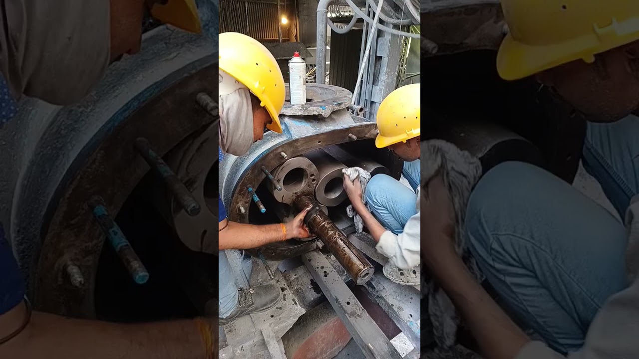 cleaning of  lobes of Roots blower during maintenance #rootsblower #cement #blowers