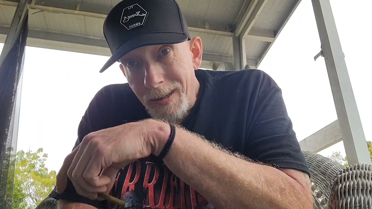 Uncle Fishy's L.I.T FARMS PERMANENT MARKER ESSENTIAL SMALL OZ REVIEW  #LITFarms #review #thca #weed