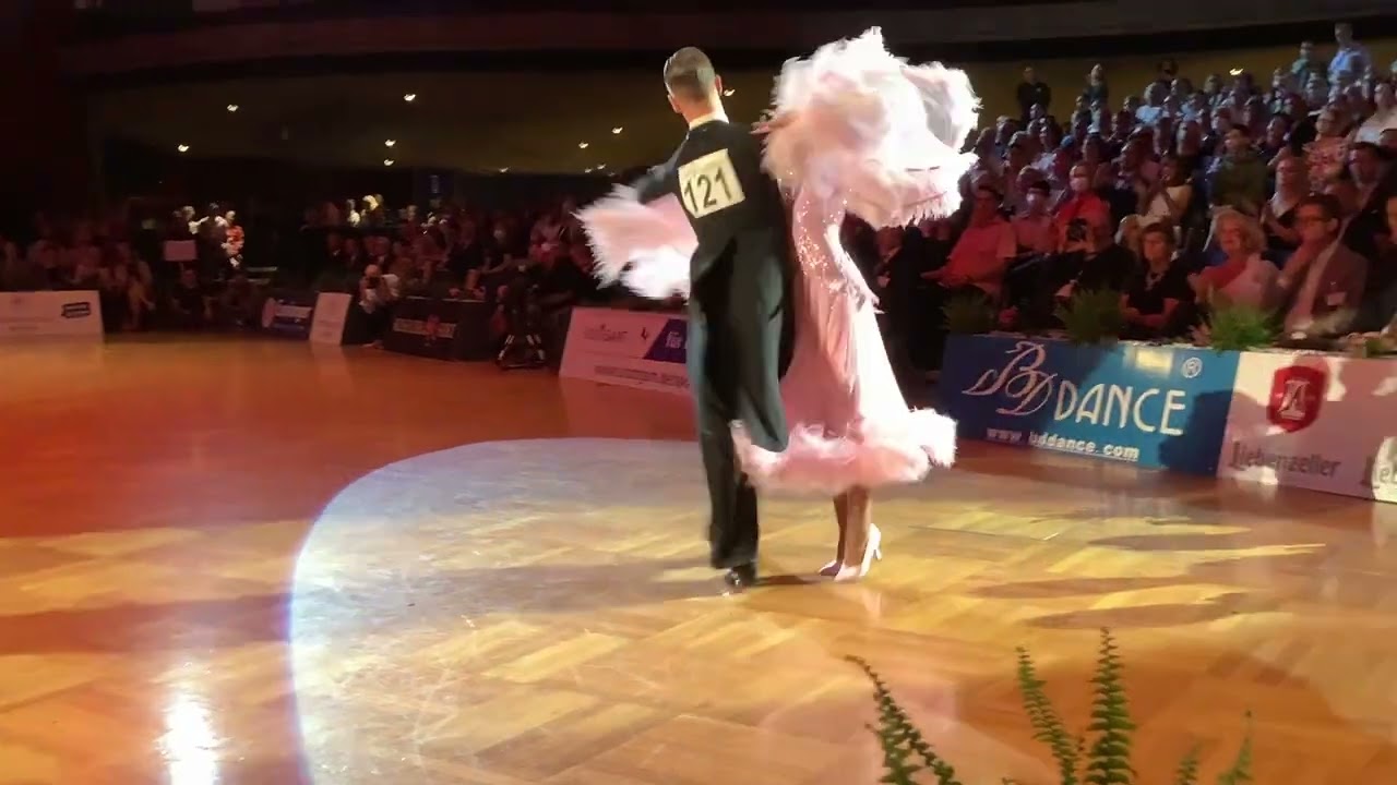 WALTZ - FINALE 2022 - KOLOBOV & BUSK - WDSF GrandSlam GOC Stuttgart / GER -