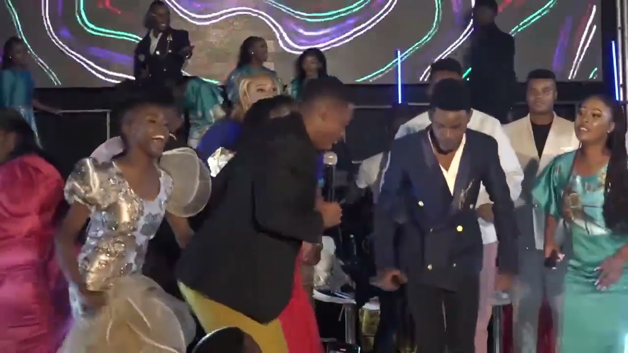 Indumiso ye Tende ft Aiisuka Ziyezwakala Izigi