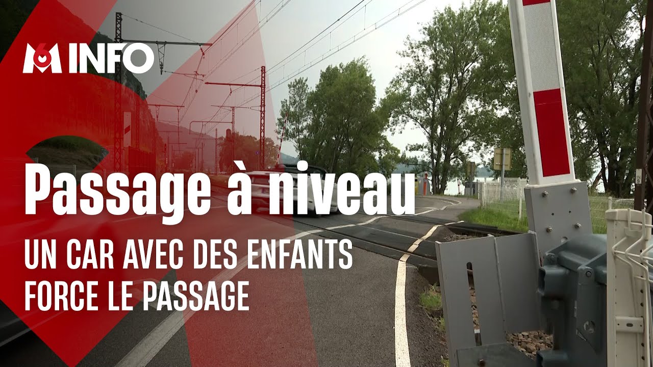 Un car avec des enfants force un passage à niveau en Savoie
