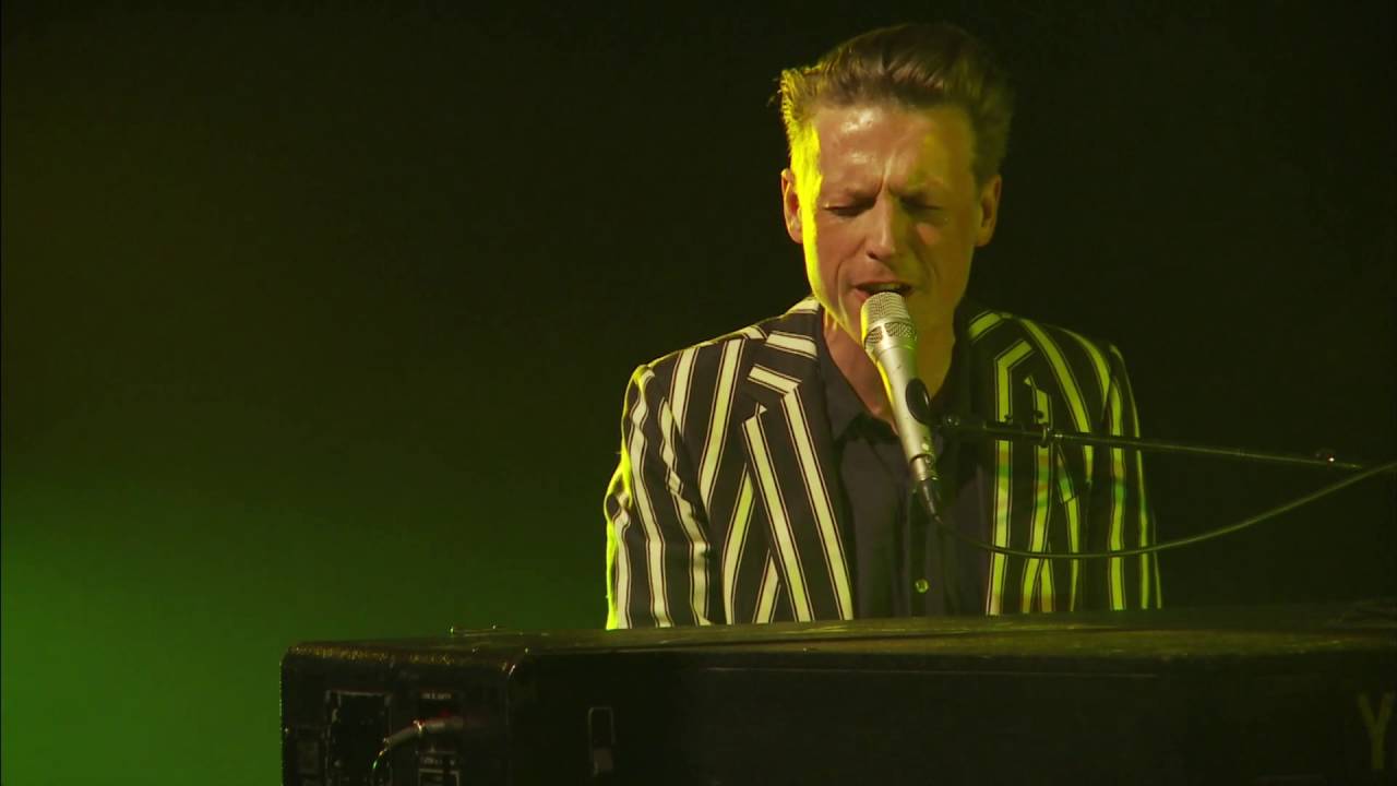 Bent Van Looy - High And Dry (live at AB)