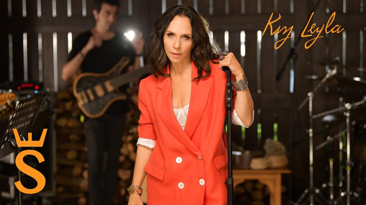 Sertab Erener - 'Kız Leyla' - Hikayeleri ile Ben Yaşarım (Canlı Garaj Konseri)