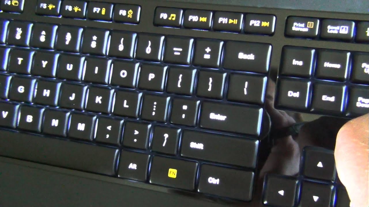 Logitech K800 Wireless Keyboard Review