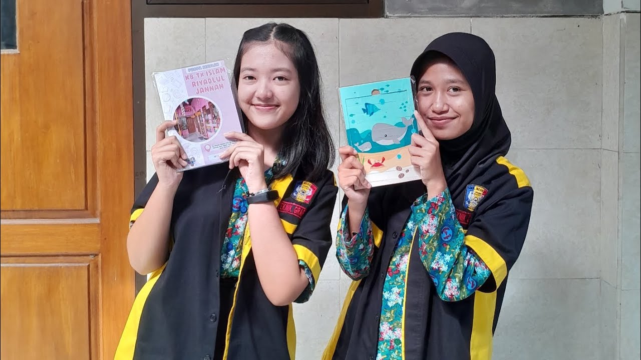 Dokumentasi PJBL Kelompok 5 (Booklet Profil Sekolah dan Media Interaktif)