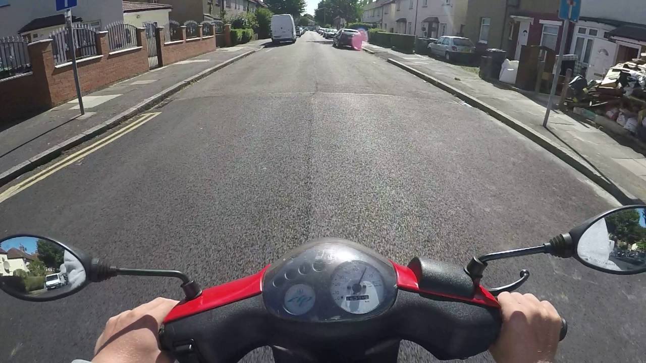 [GOPRO] 4 HERO BLACK - MOPED PIAGGIO ZIP 50CC TEST RIDE