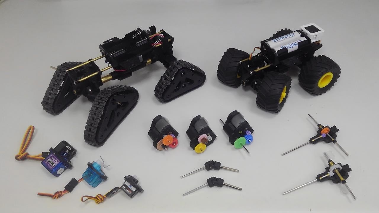 ミニ四駆の部品で四輪駆動ラジコンを自作