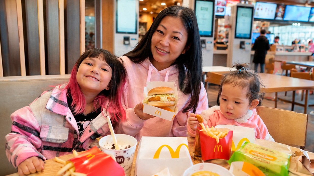 CAIU FEIO NO PARQUE DO JAPÃO, VEJA O QUE ROLOU!!! Yu e Familia