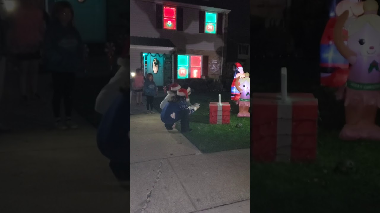 Christmas season kickoff In Bensalem Trump 2020