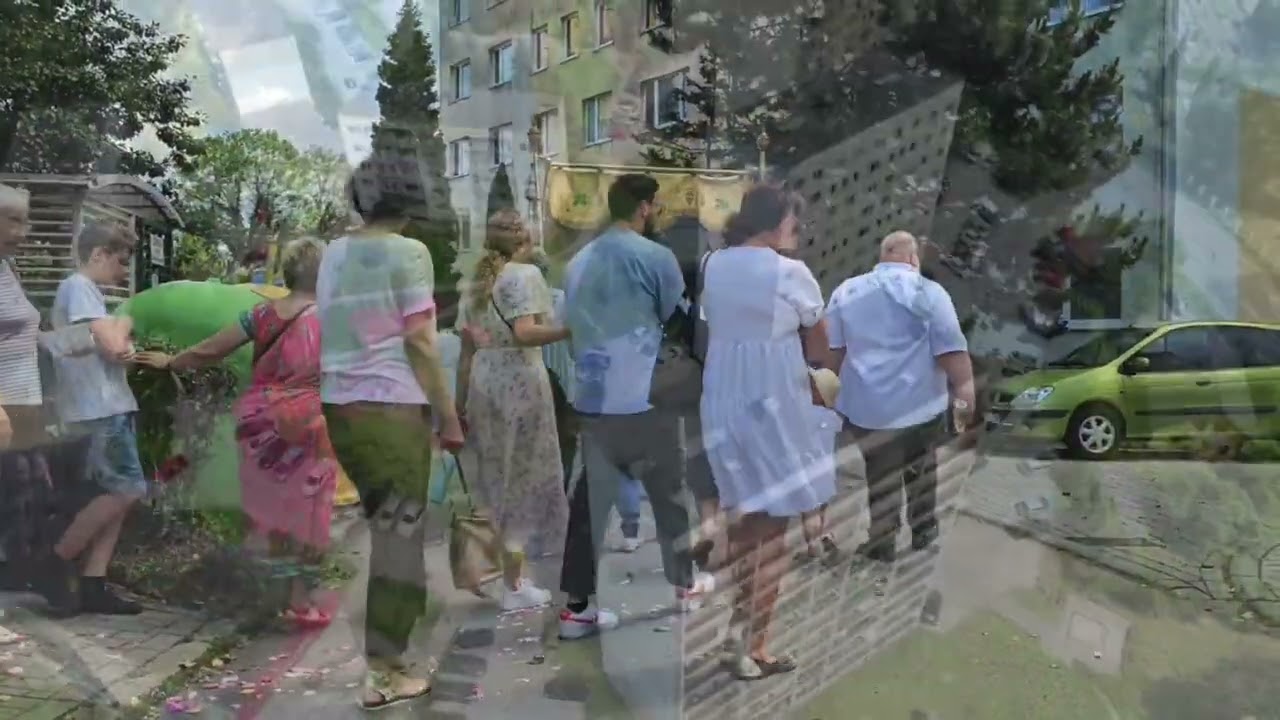 Cieszyn Oś. Piastowskie  procesja Bożego Ciała,  Parafia Św. Elżbiety.  19-06-2025 r.