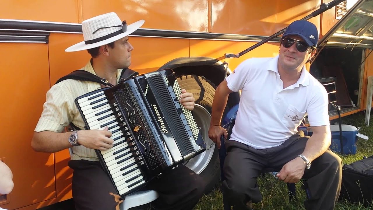Tiago Machado e Bacudo no 30&deg; Rodeio de Vacaria