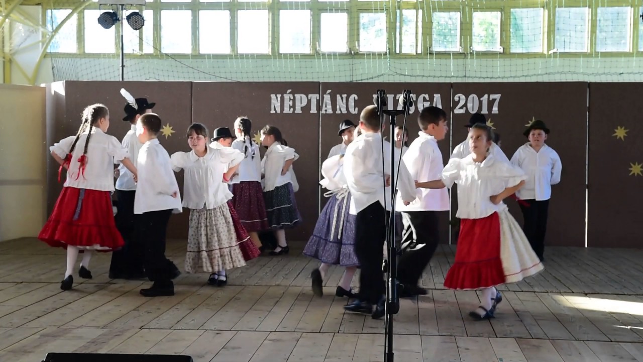 Néptánc vizsga 2017 - 06. 2-3. osztály