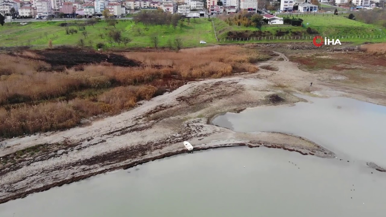 Suların Çekildiği Büyükçekmece Barajı’nda Korkutan Görüntü