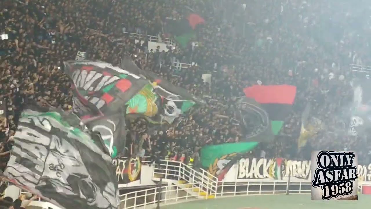 AS.FAR VS USM ALGER  أجواء جمهور الجيش الملكي في مقابلة إتحاد العاصمة الجزائري