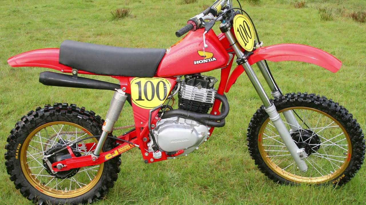 Classic Dirt Bikes  C&J 500 Honda Twinshock (Replica)