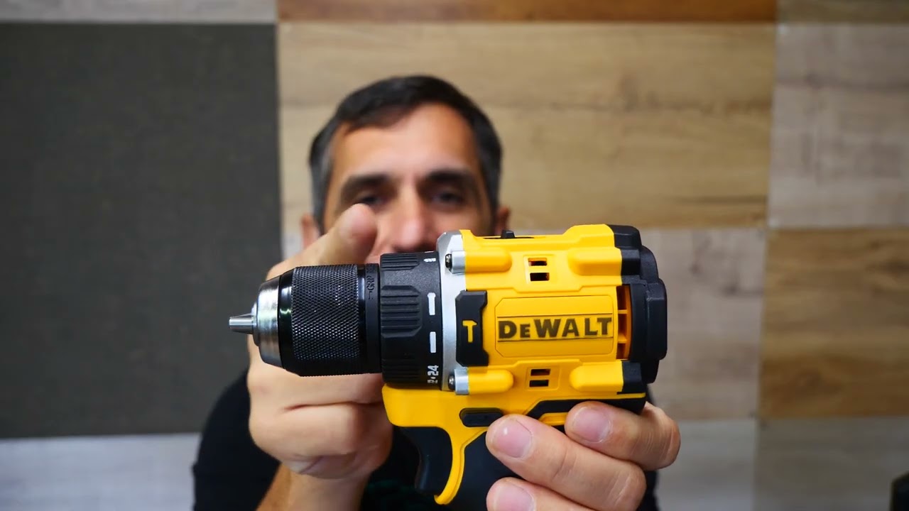 Igazi vagy hamis? DeWalt DCD805 akkumulátoros fúró-csavarozó az AliExpress -ről , Fake Copy DeWalt 