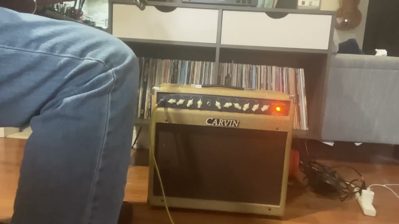 Carvin Nomad Demo (Vintage 33)
