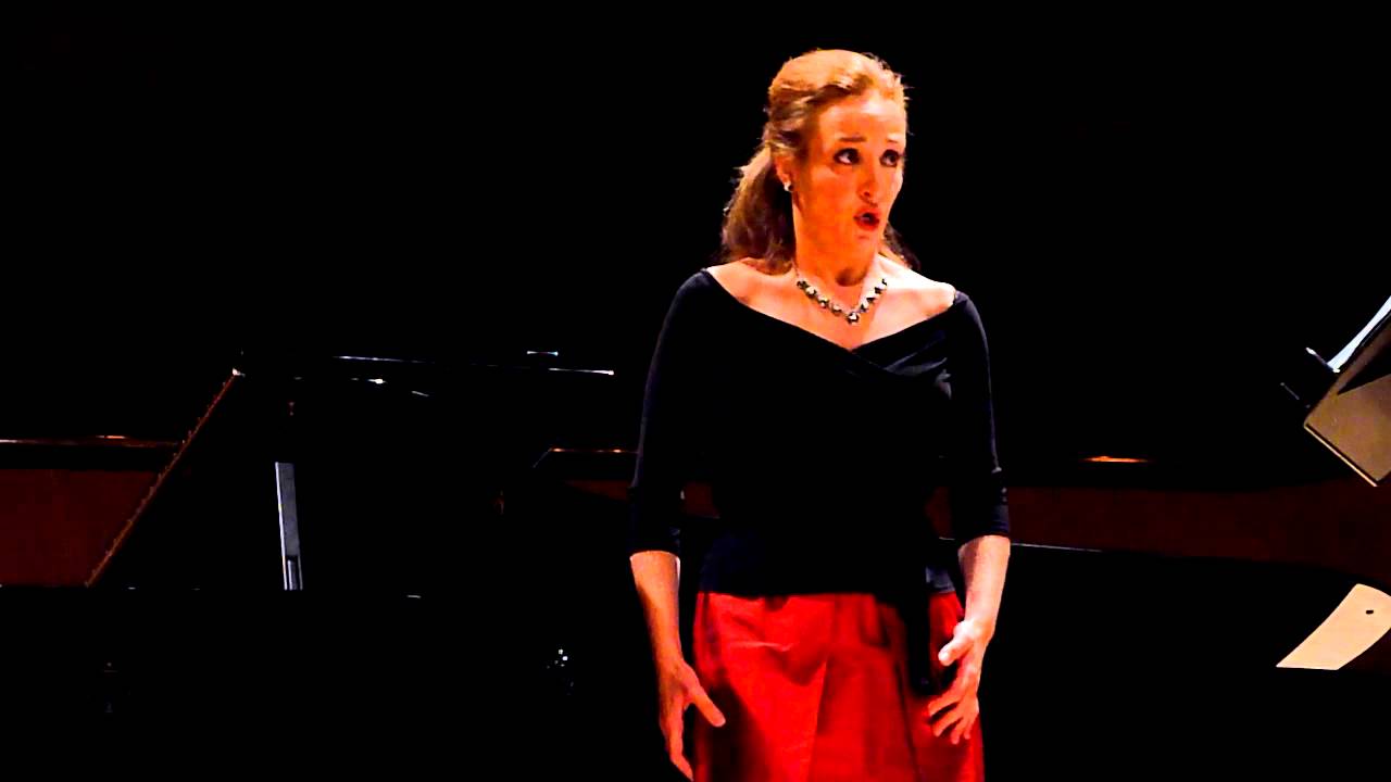 Alexandra Sherman sings Gabriel Faur&eacute; 