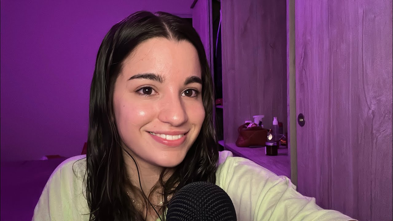 ASMR ROLEPLAY tu hermana mayor te maquilla para tu primer día de clase 📚 ✏️