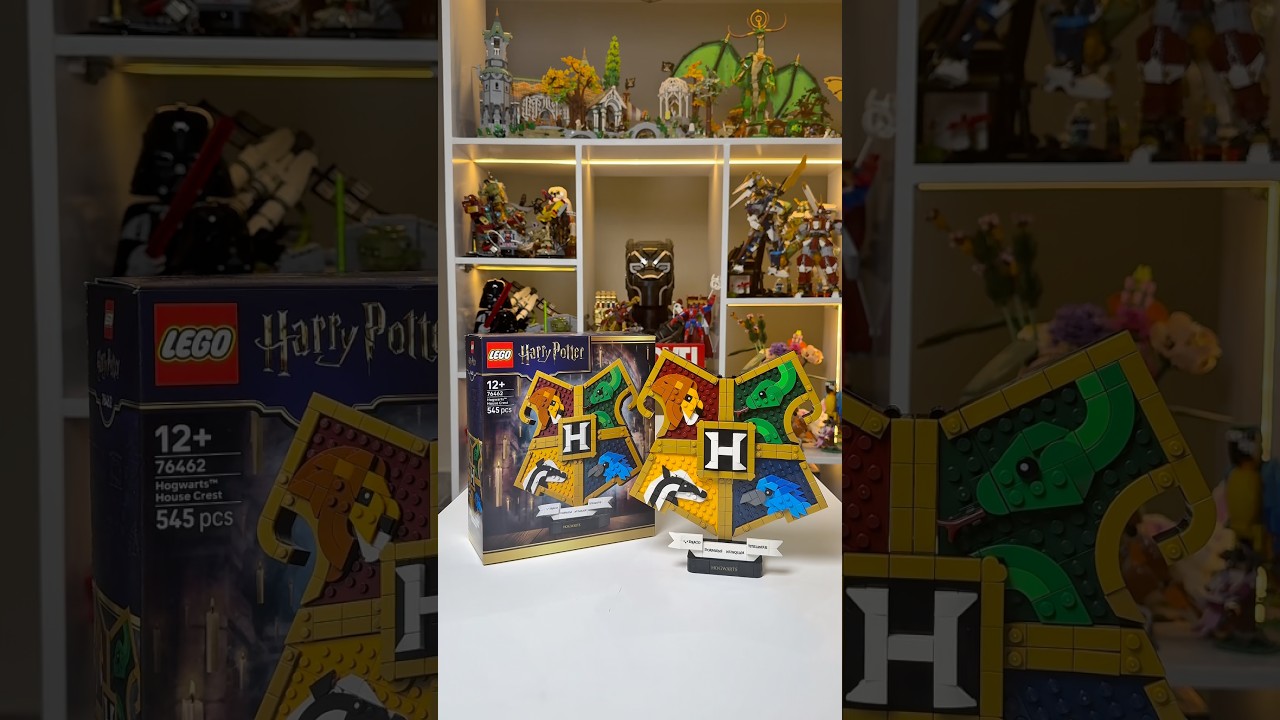 LEGO Harry Potter Hogwarts House Crest brings your Hogwarts display together!#rlfm #76462