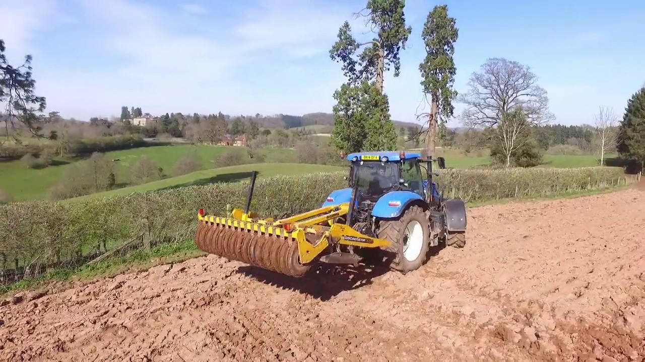 T&PW Richards T7.210 & McConnel discaerator